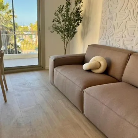 Appartamento Face Au Port Antibes